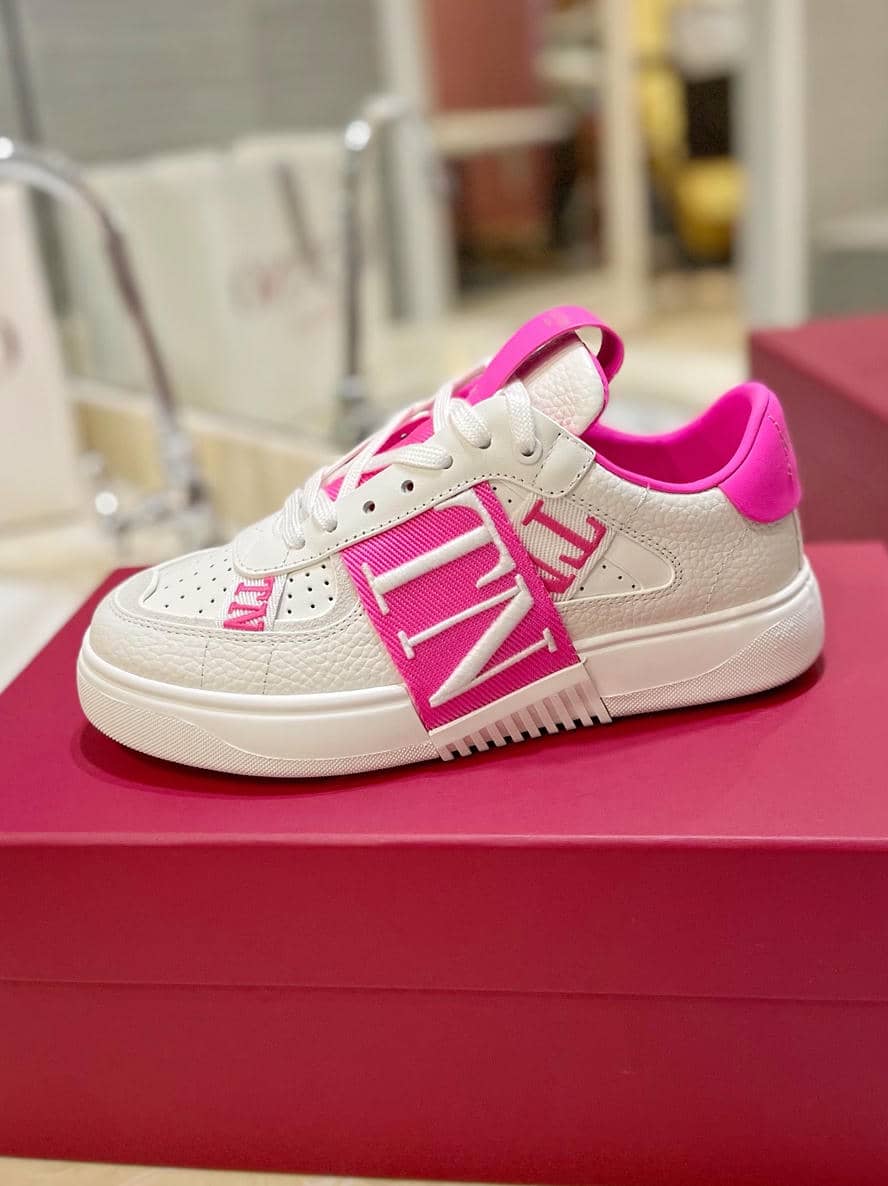 Valentino Sneaker 10-1